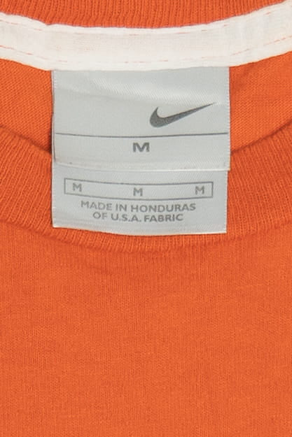 Vintage Nike Embroidered Swoosh Logo T-Shirt (2000s) - Image 3